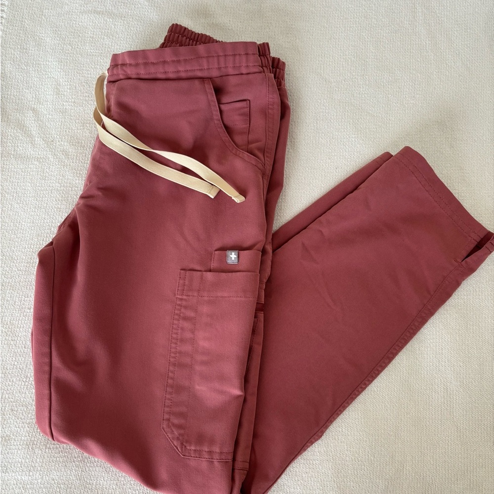Figs Mauve Yola Pants